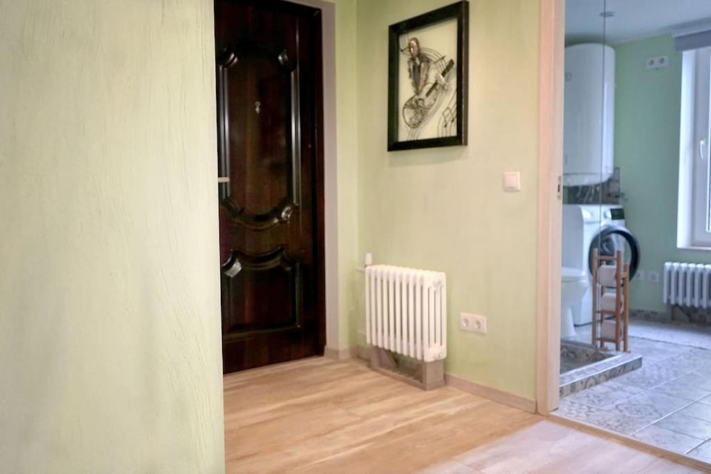 Prime 2Br/Ba Apt Next To Main Station & Olympic Center リエパーヤ エクステリア 写真