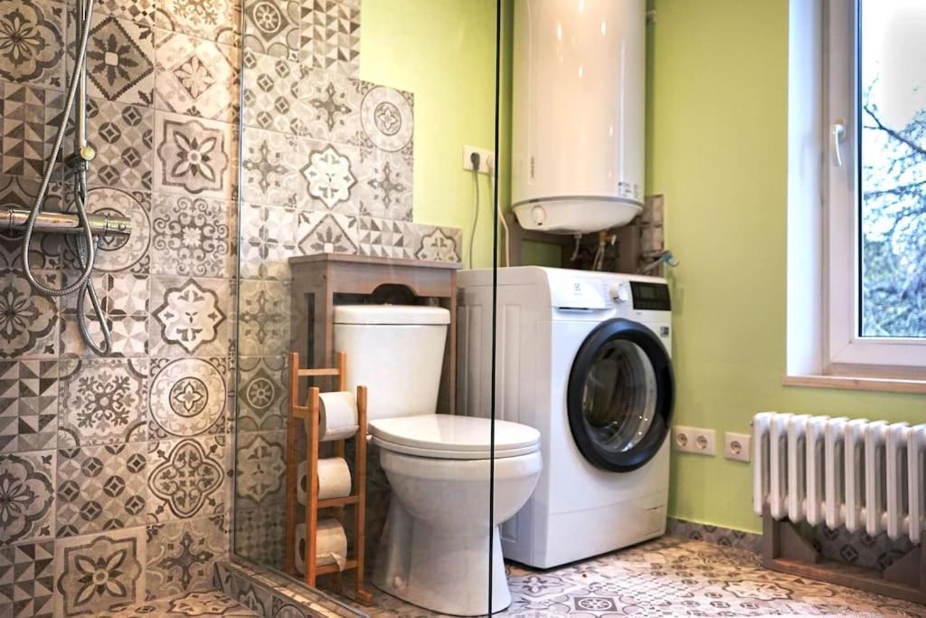Prime 2Br/Ba Apt Next To Main Station & Olympic Center リエパーヤ エクステリア 写真